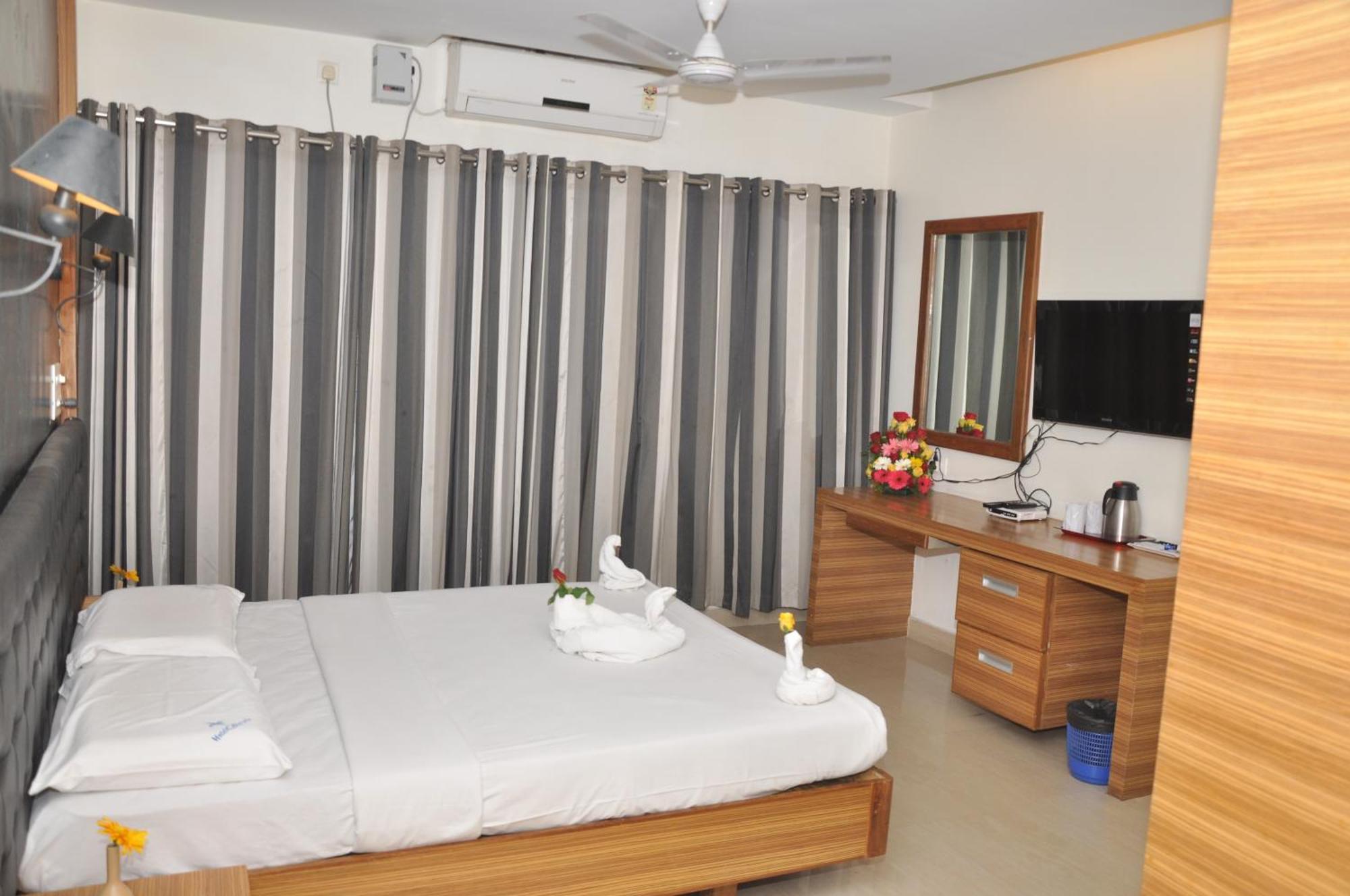 Hotel Gazala Palakkad Extérieur photo