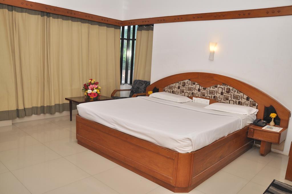 Hotel Gazala Palakkad Extérieur photo