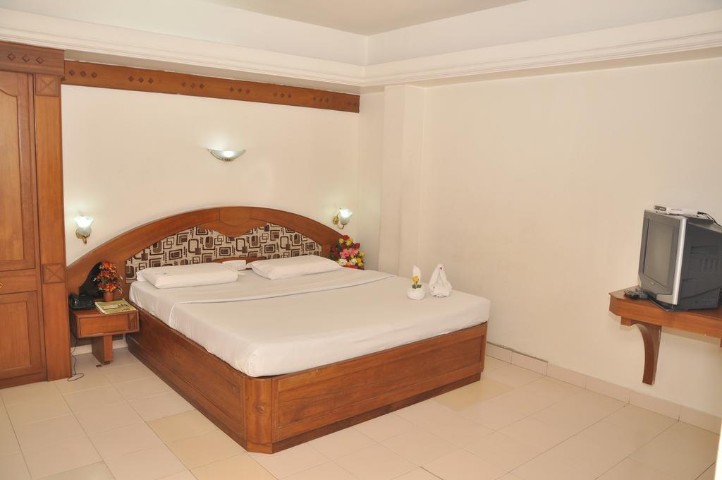 Hotel Gazala Palakkad Extérieur photo