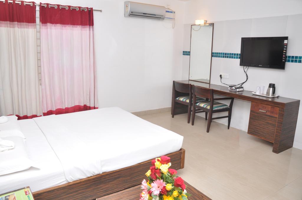 Hotel Gazala Palakkad Chambre photo