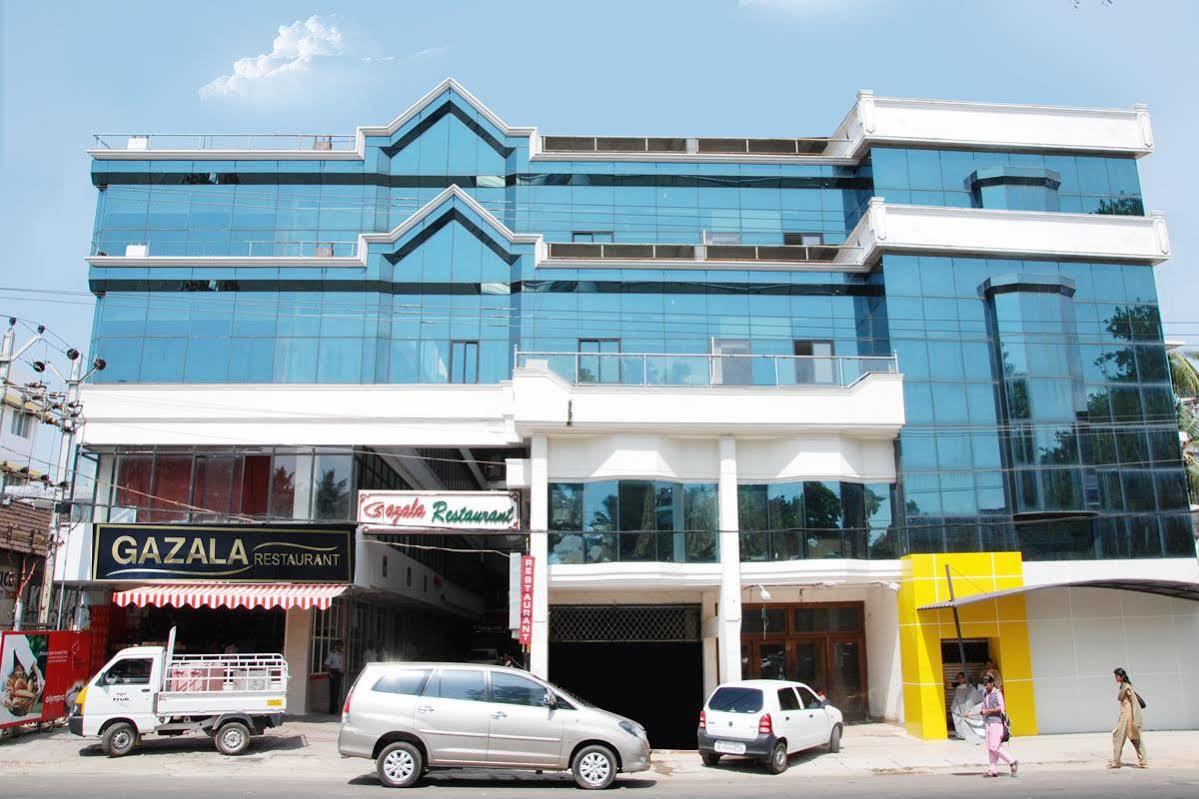 Hotel Gazala Palakkad Extérieur photo